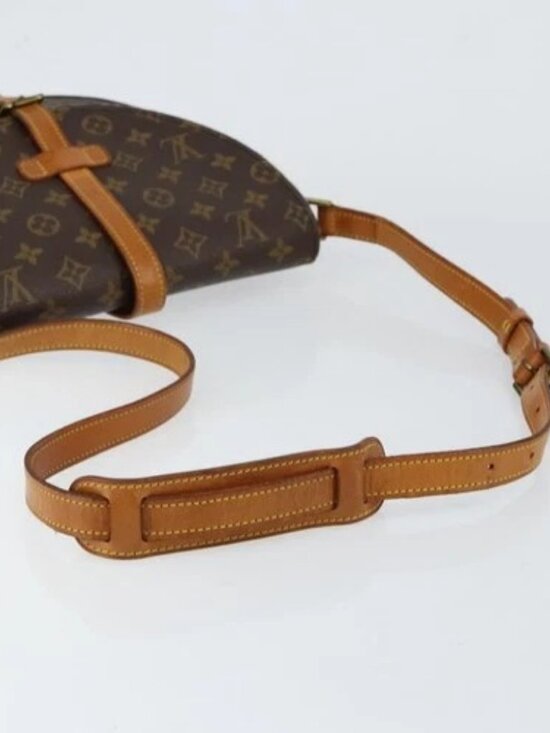 LOUIS VUITTON Monogram Chantilly GM Shoulder Bag M51232 LV  LOUIS VUITTON Monogram Chantilly GM Shoulder Bag M51232 LV Auth 121335A
